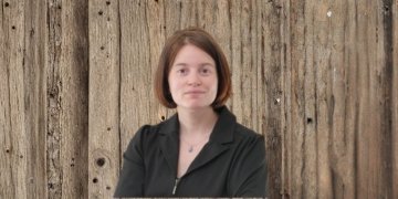 Portait de Marie Camail, avocate médiatrice pour le Centre de Médiation de Rouen.